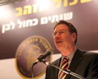 גדי סוקניק המנחה