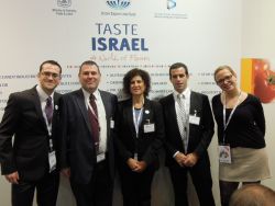 דפנה שטרנפלד והנספחים המסחריים