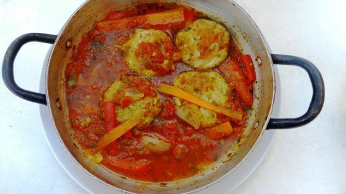 המנה המפתיעה של הארוחה: קציצות חריימה על בסיס טופו