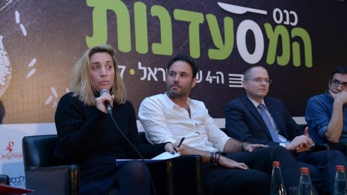 דושי לייטסדורף (משמאל): "המסעדנים הפכו למטרה הקלה של הרשויות במדינה מבחינת חקיקה וגבייה, ומצד שני הפכו לאויבי הציבור"
