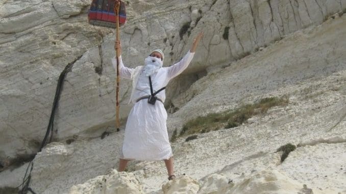 גם 'משה רבנו' מצטרף לחגיגה