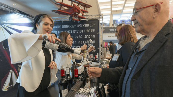 ורד בן סעדון מיקב טורא – אלגנטיות בפעולה. צילום איל גוטמן