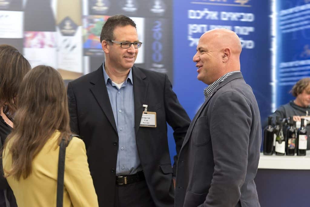 יאיר שפירא – הופעת בכורה בסומלייה כמנכ"ל יקב רמת הגולן. צילום איל גוטמן