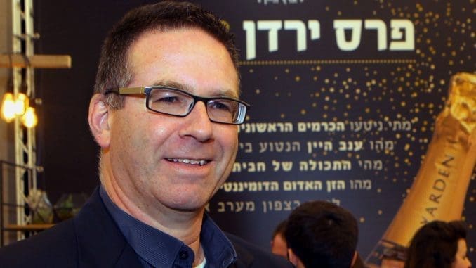 יאיר שפירא מנכ"ל יקב רמת הגולן. גם הוא הגיע מהקפה. צילום דוד סילברמן dpsimages