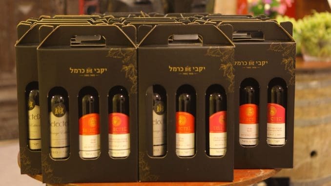 את יינות סדרת סלקטד הלביש היקב לתקופה מוגבלת בתוויות המקוריות. צילום דוד סילברמן dpsimages