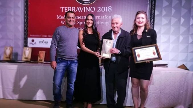 יקב עמרם – 15 שנות עשיית יין בדמיג'אנים. צילום איש הענבים