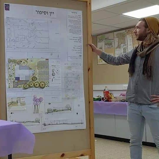 יין וסיפור – דניאל סימון