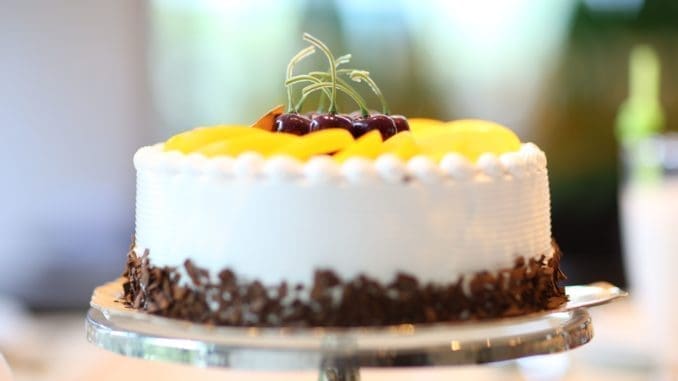 עוגת גבינה עם פירות
