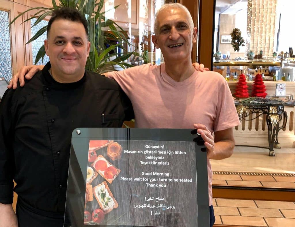 השף סבאג' אוזגיליק עם יצחק רביחיא