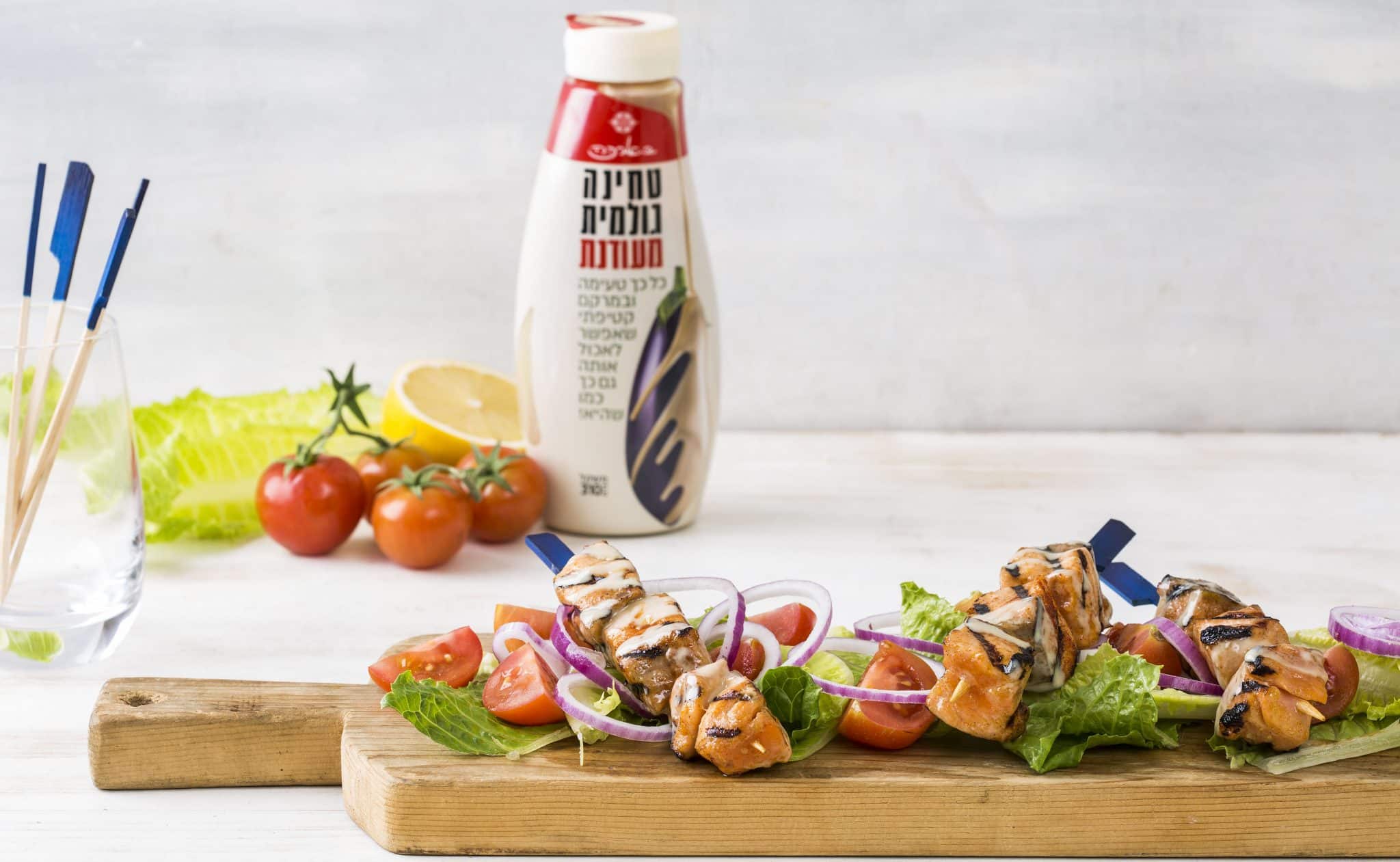 שיפודי דג עם טחינה