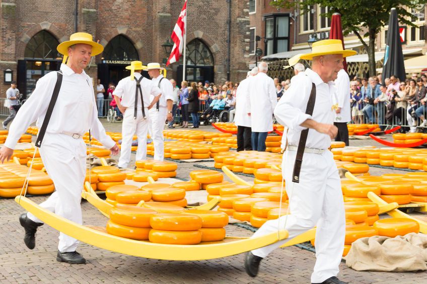 ב-2012 נערכה תחרות עולמית בה לקחו חלק מעל ל-2,500 סוגי גבינות. ארבעים השופטים קבעו כמעט פה אחד: הגבינה ההולנדית היא הטובה ביותר בעולם