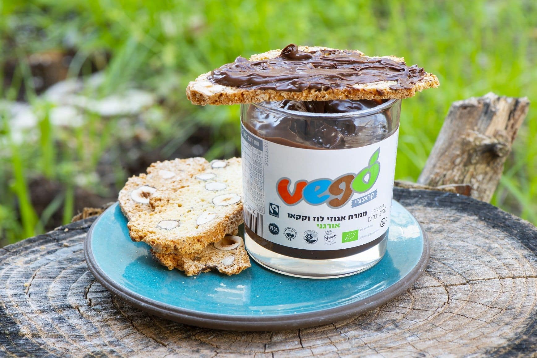חדש מ-VEGA מוצרים טבעוניים: ממרח ויגו מאגוזי לוז וקקאו אורגני קראנץ'