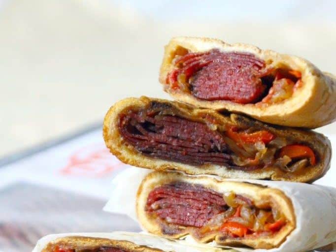 לחם פיקניק – סעודת פיקניק בכריך אחד