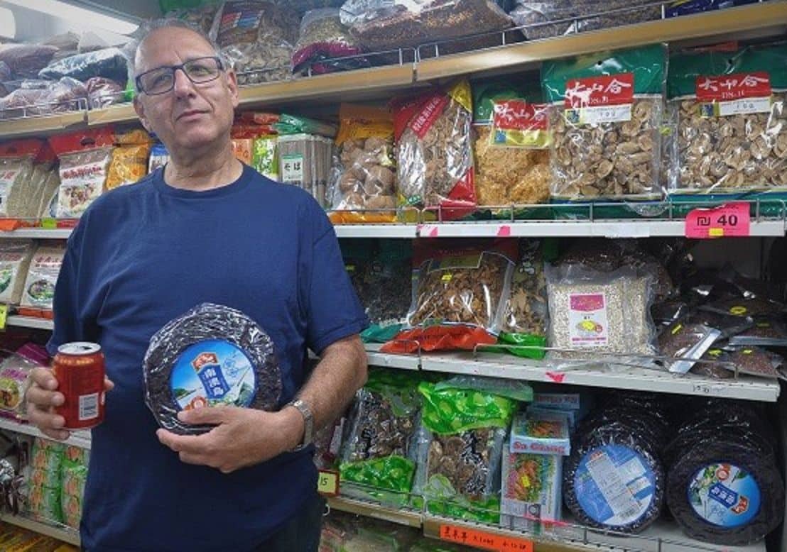סיור אוכל עם בועז צאירי – הטיול הכי זול במזרח הרחוק