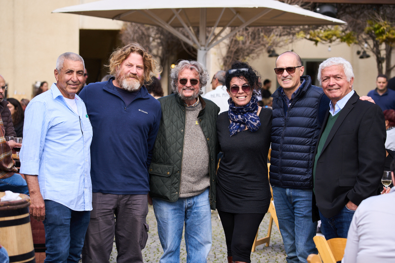 שמענו בין הגפנים 29.3.24: עוצרים את הטירוף של משרד הקלקלה, יריב שמרון נפרד מניהול יקב עמק האלה – ליאת משען מתמנה, ומדריך מקוצר לתערוכת סומלייה