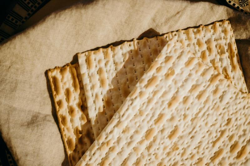 אוהבים מצות? כיצד לצלוח את חג הפסח בלי בעיות עיכול